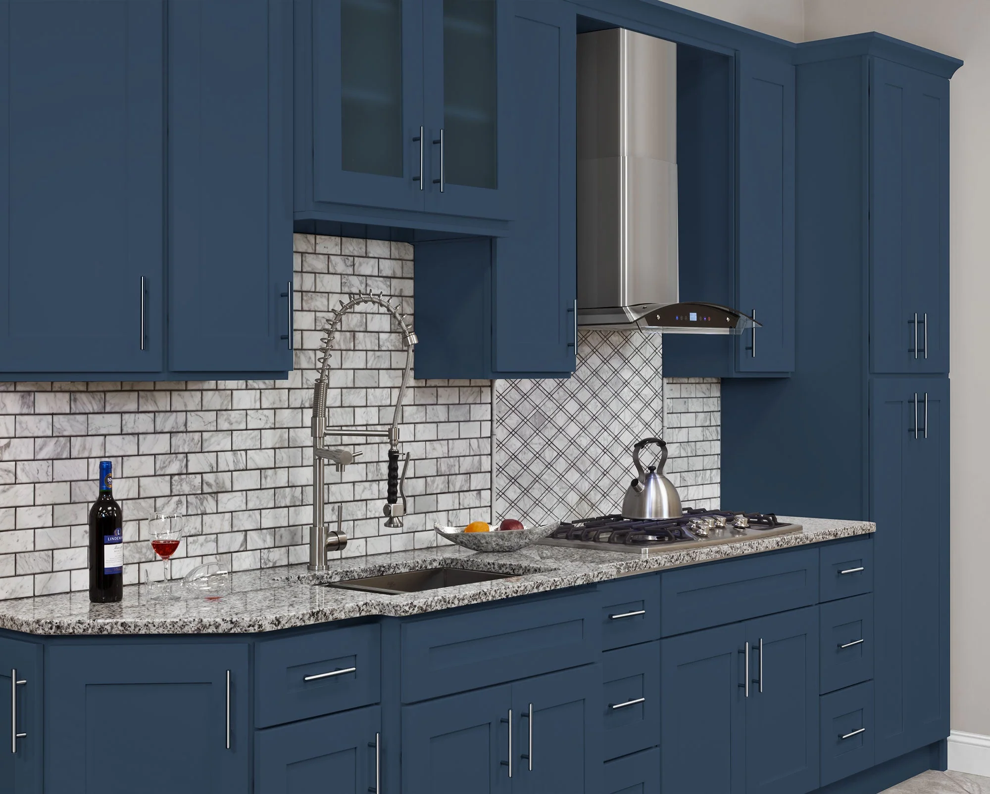 Crown Molding MCROWN-S Danbury Blue LessCare 3.5 in. height 96 in. depth - Image 4